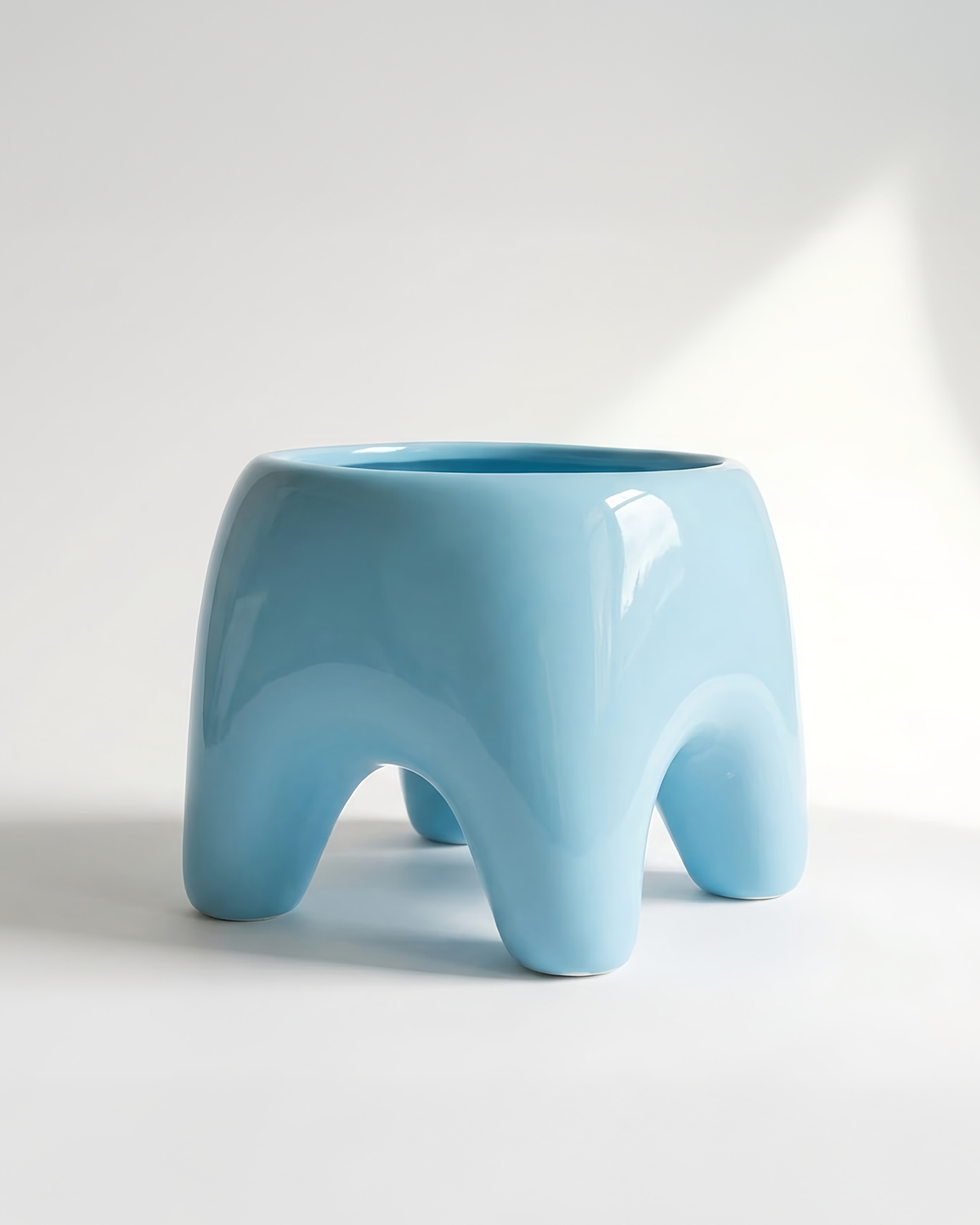 Buddy Planter, Sky Blue